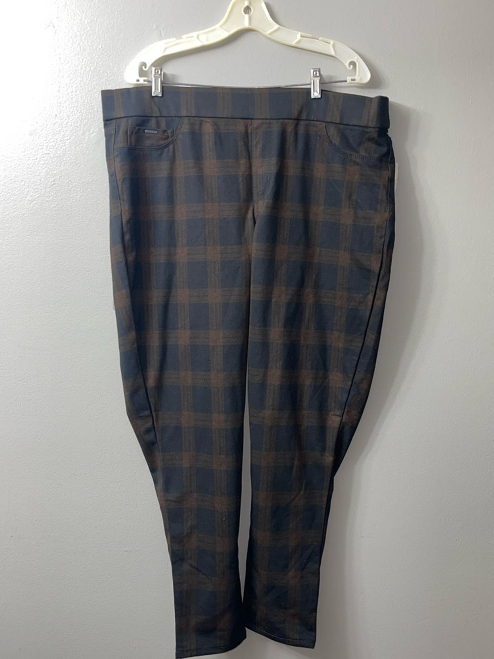 Nine West Heidi pull on skinni plaid pointe pants xxl